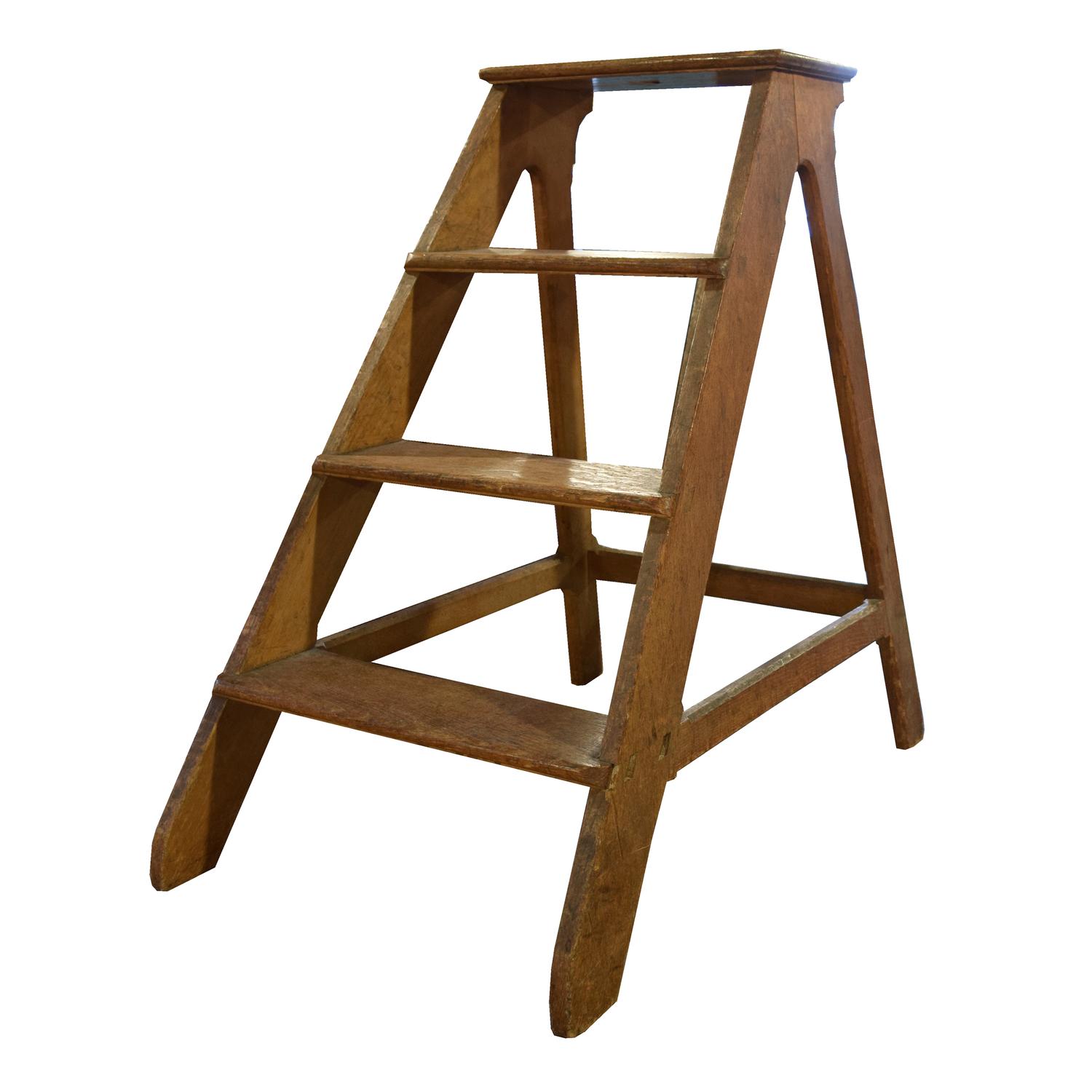 A Library Step Ladder 19" W x 30" D X 31" H — France