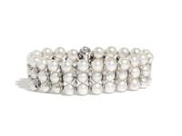 CULTURED PEARL AND DIAMOND BRACELET