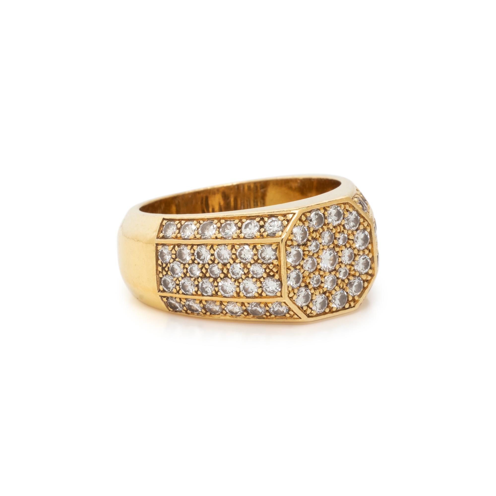 YELLOW GOLD AND DIAMOND RING
