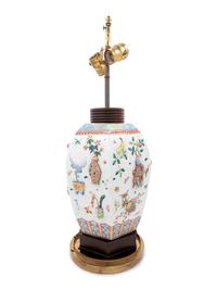 A Famille Rose Porcelain 'Hundred Antiques' Vase