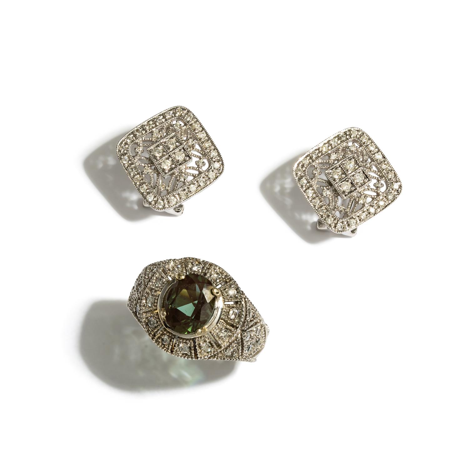 WHITE GOLD AND DIAMOND EARRINGS AND LABRADORITE RING