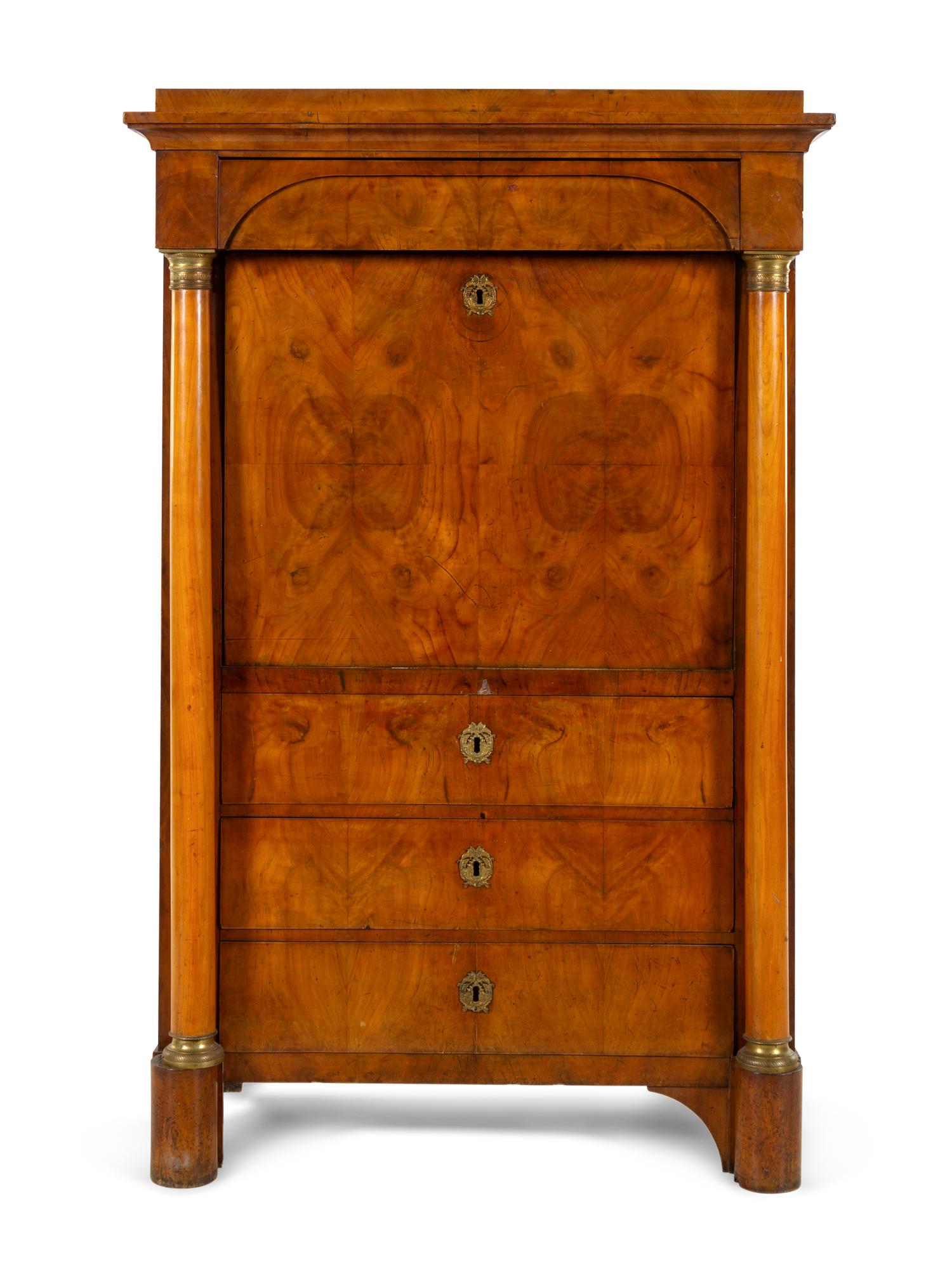 A Biedermeier Burl Veneer Secrétaire à Abattant
