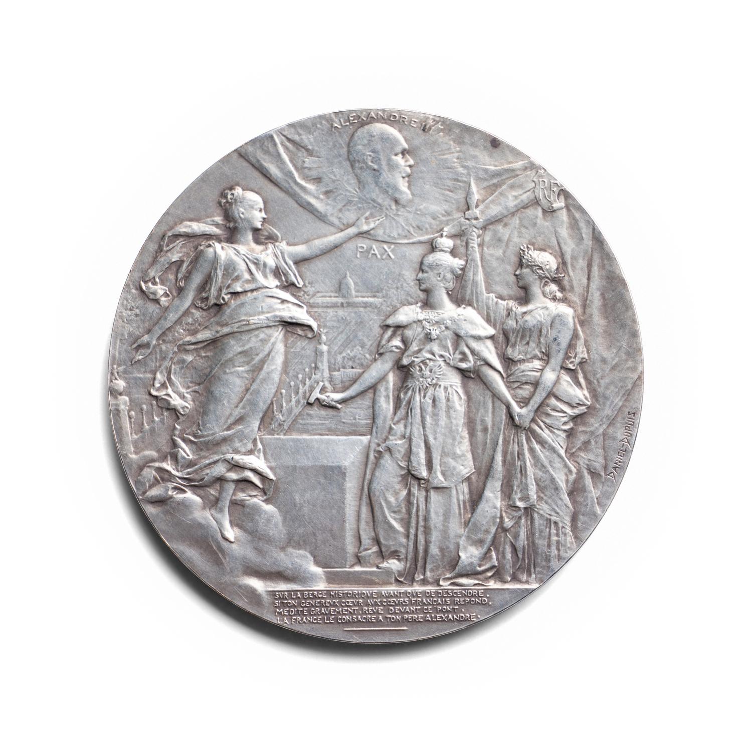 [EXONUMIA] A Silver-Plate Bronze Commemorative Medal by Jean Baptiste Daniel Dupuis (1848-1899) Commemorating the Laying of the Foundation for the Alexander III in Paris in 1896