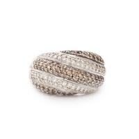 WHITE GOLD, DIAMOND AND COLORED DIAMOND RING