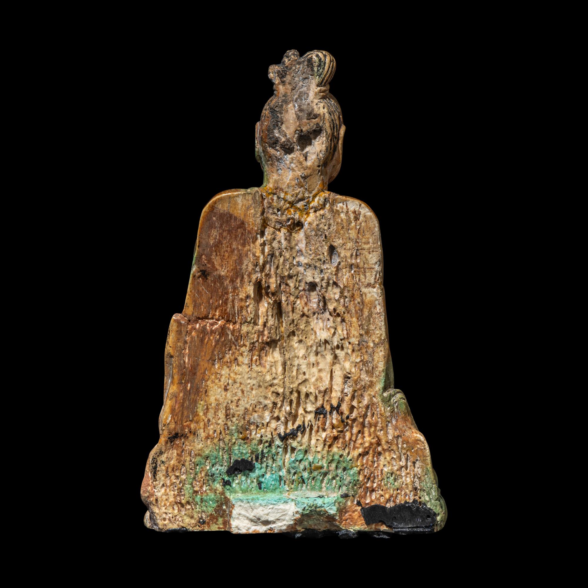 An Unusual Painted Bone Figure of a Daoist Immortal, Song/Ming Dynasty 宋/明 骨雕彩繪道君像