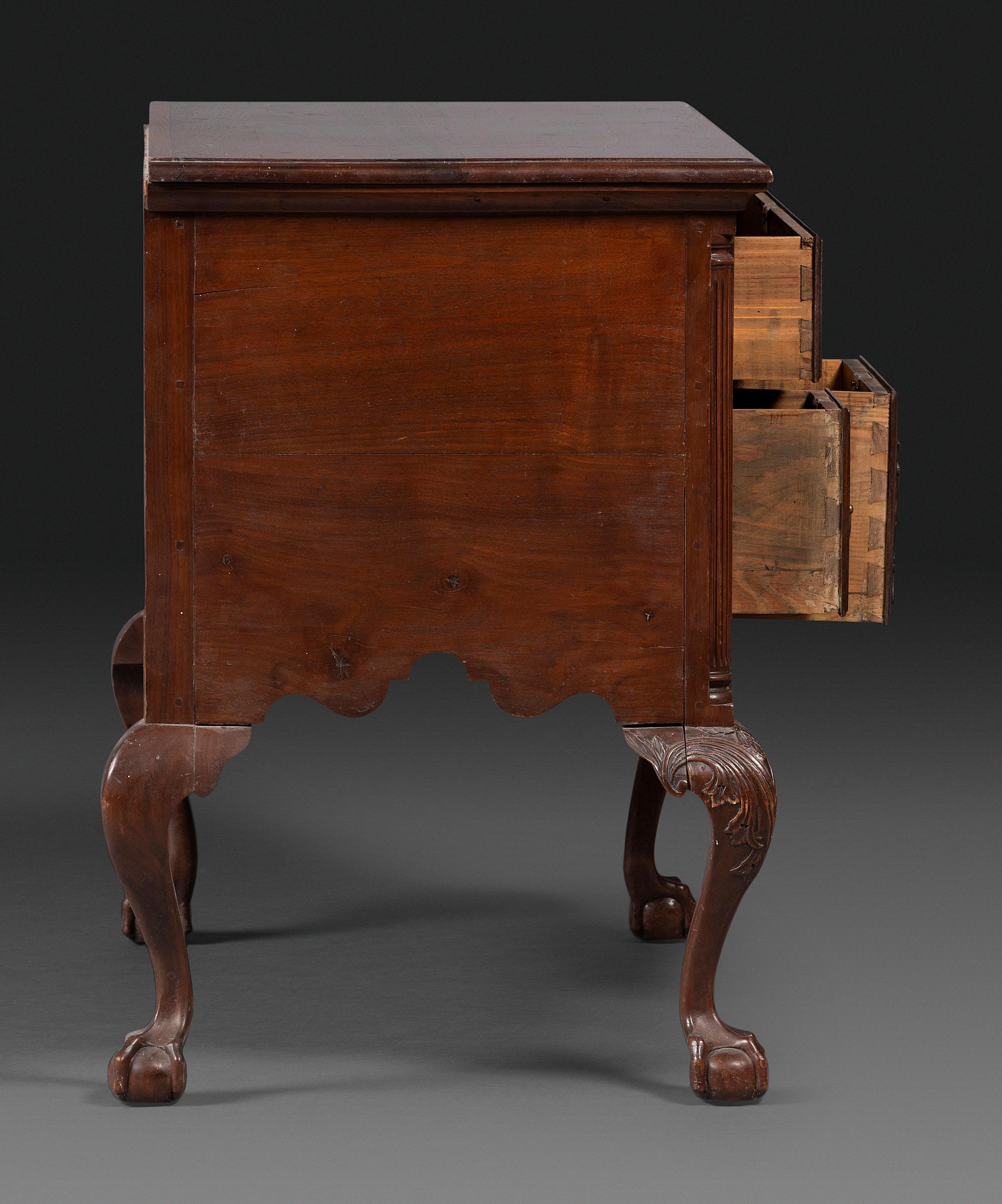 A Chippendale Style Shell Carved Mahogany Claw-and-Ball Foot Dressing Table