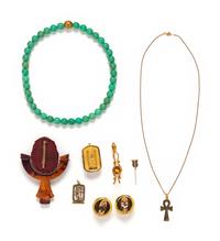 EIGHT PIECES OF JEWELRY, MOSTLY GOLD