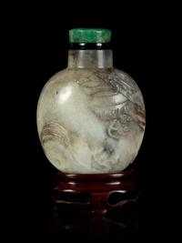 A Large Chicken Bone Jade Snuff Bottle