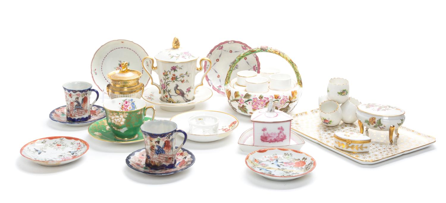 A Collection of Porcelain Table Articles Height of first overall 12 inches. — 20TH CENTURY