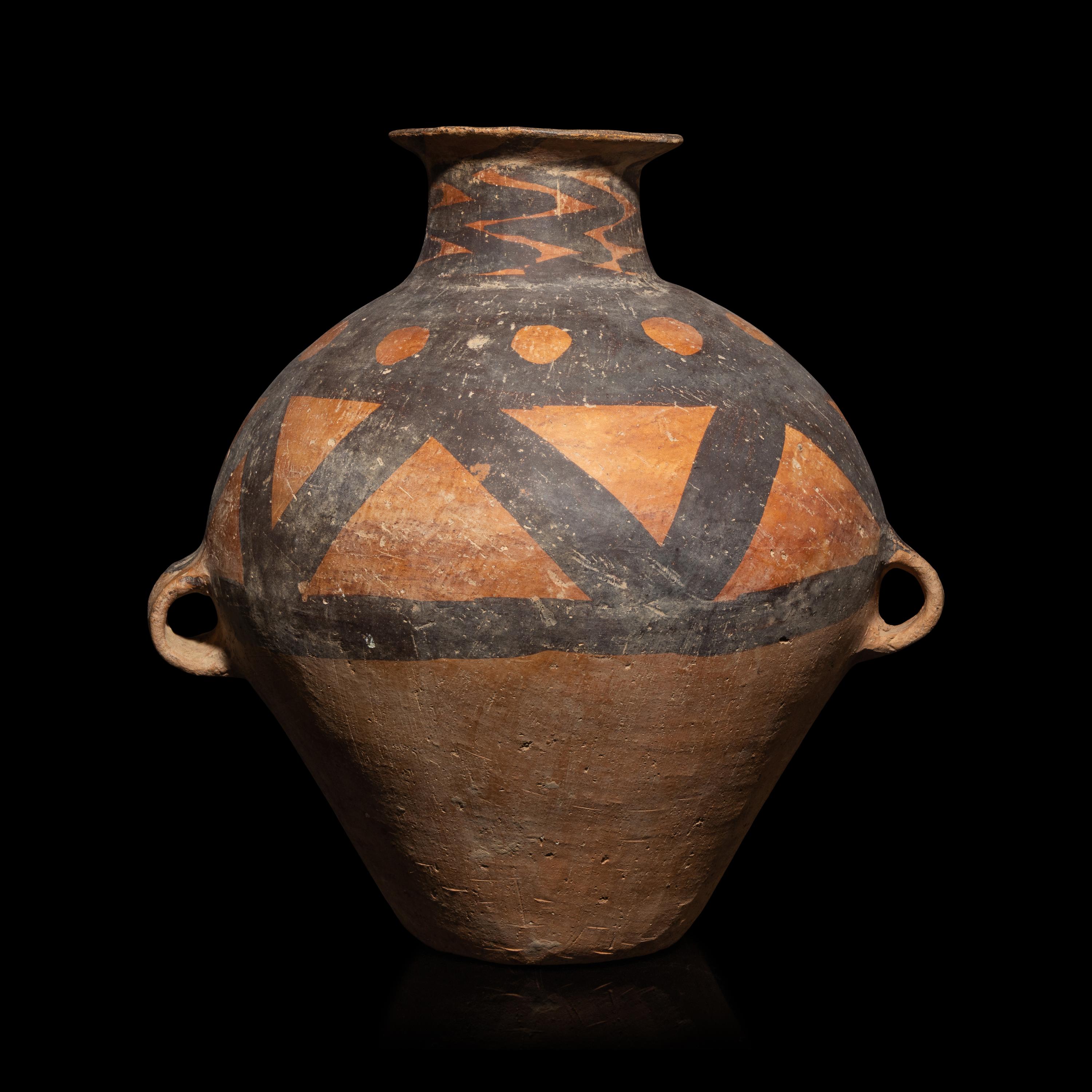 A Chinese Neolithic Painted Pottery Vessel, Majiayao Culture, Banshan Type — 馬家窯文化（半山類型）彩陶雙耳罐