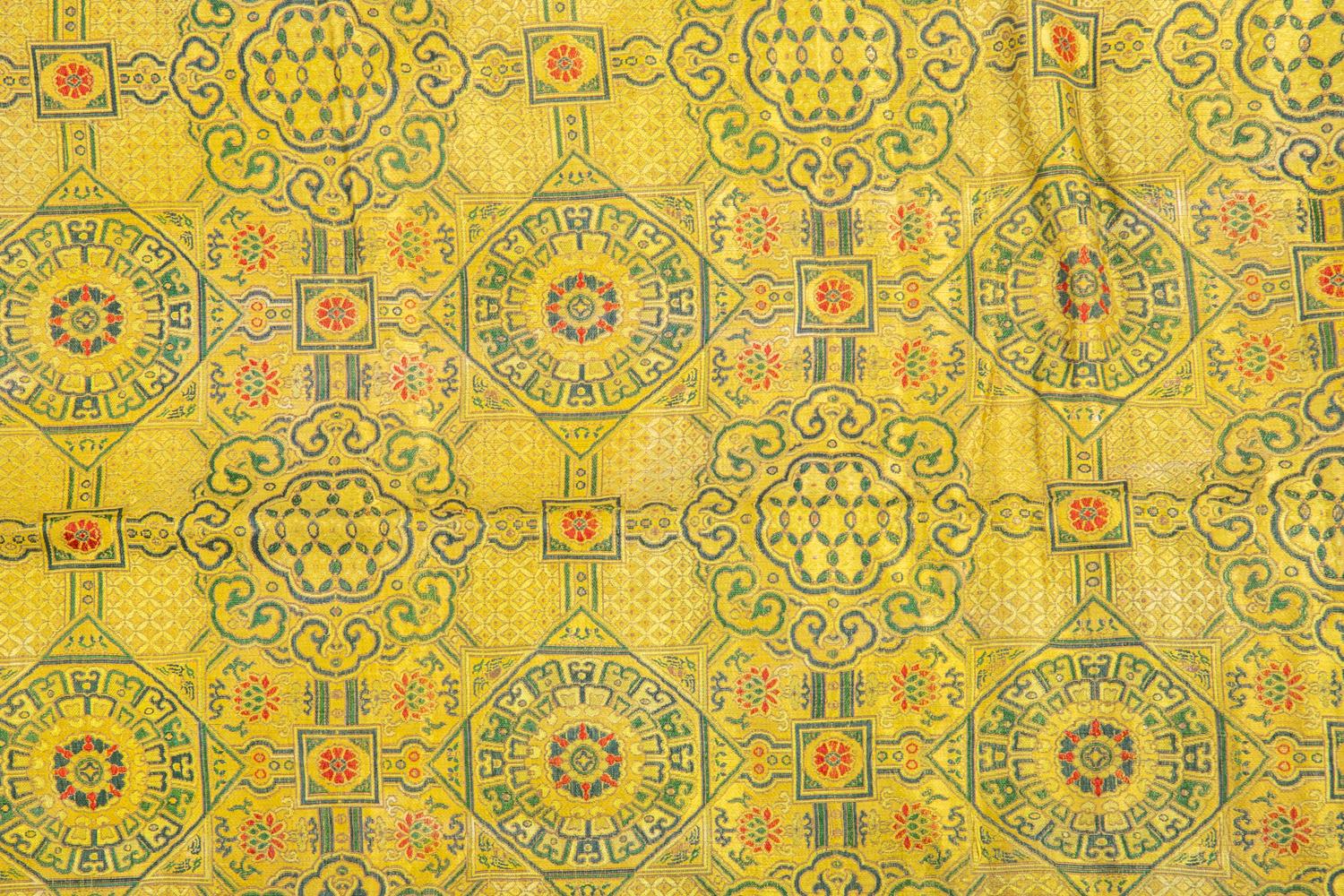 A Sino-Tibetan Silk Brocade Robe, Chuba