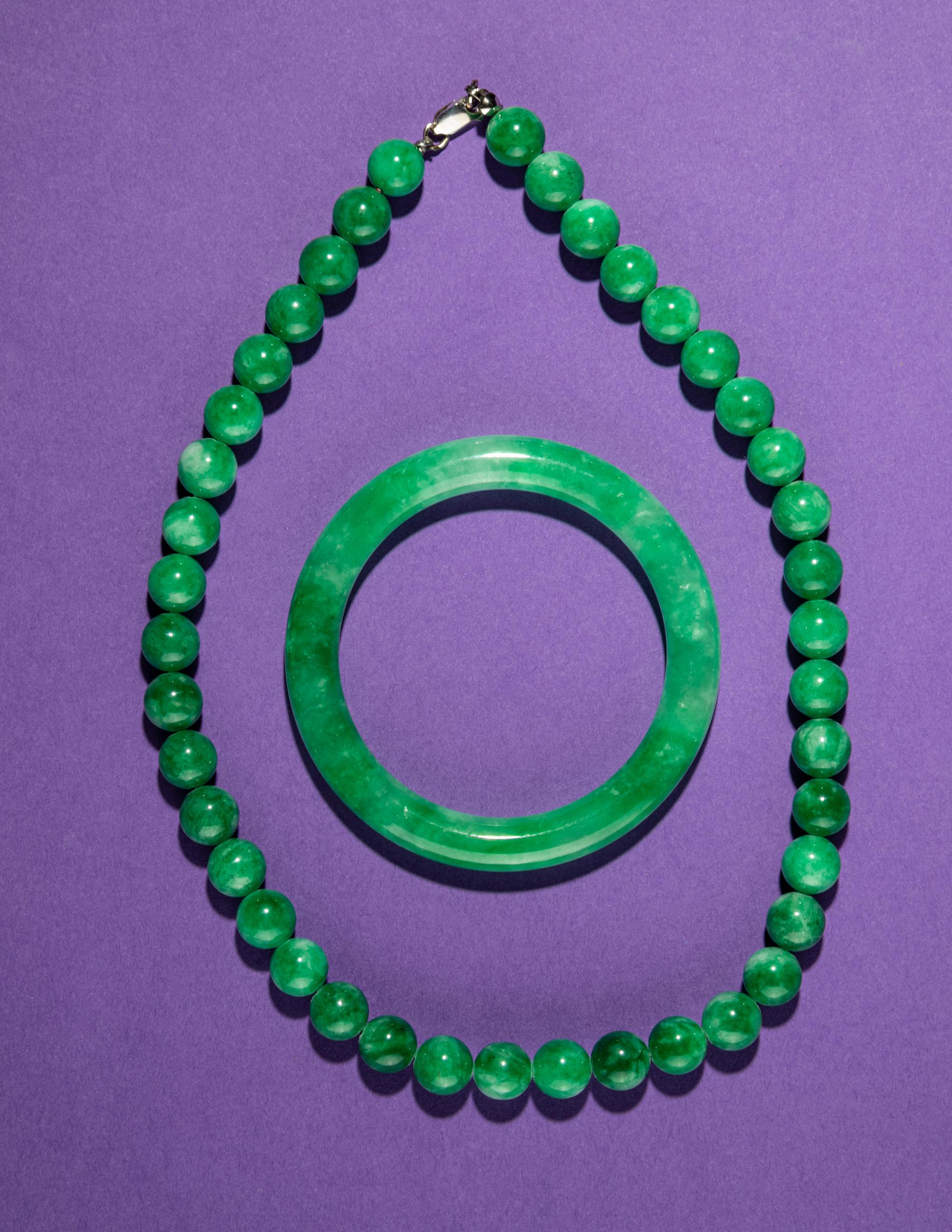 A Jadeite Bead Necklace and Bangle
