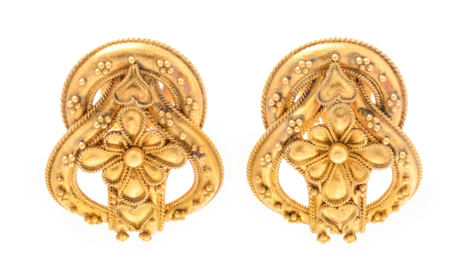 An 18 Karat Yellow Gold 'Hercules Knot' Demi-Parure, Lalaounis,