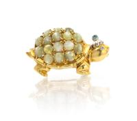An 18 Karat Yellow Gold, Platinum, Cat's Eye Chrysoberyl and Irradiated Color Diamond Turtle Brooch, 11.50 dwts.