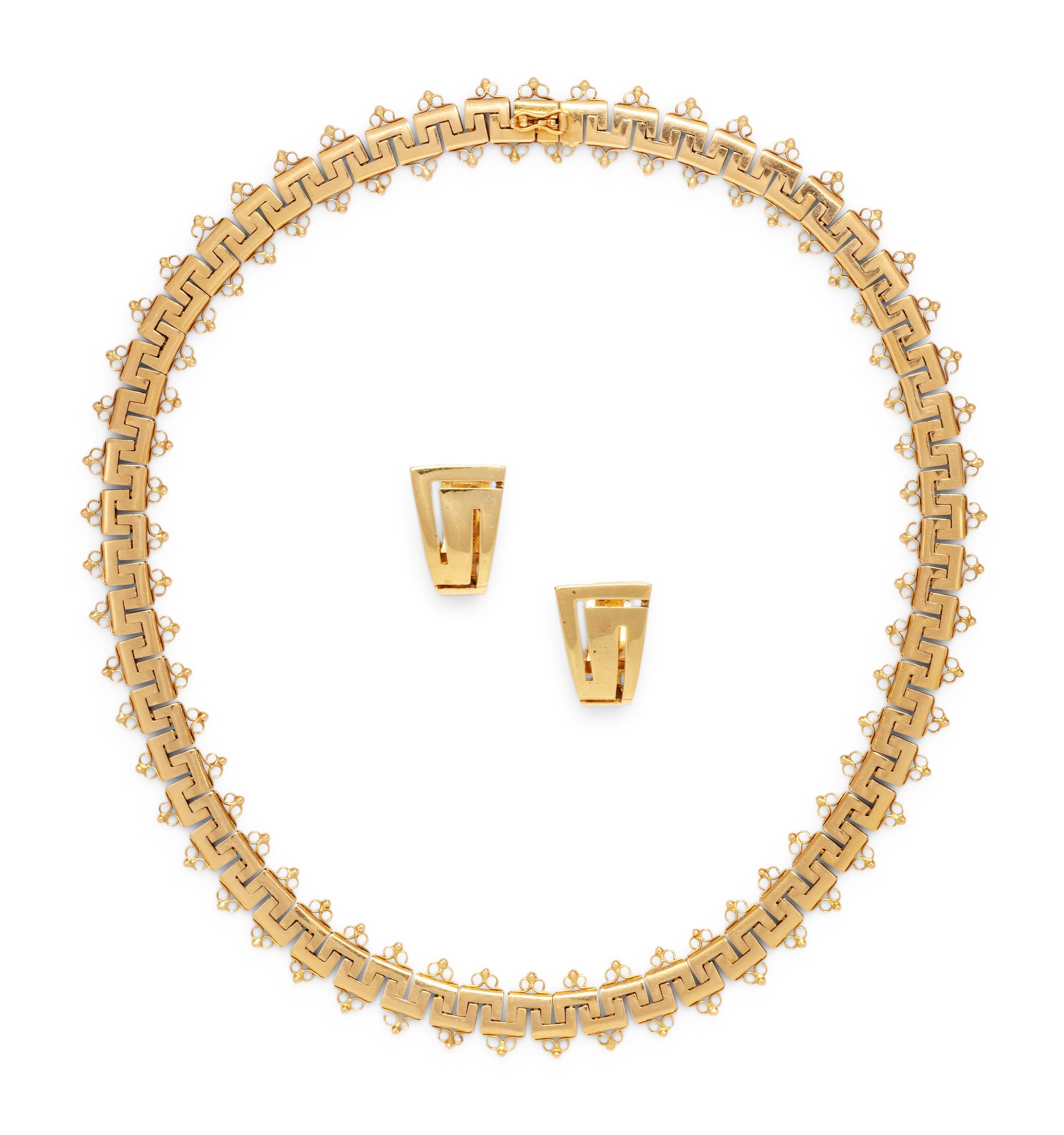 COLLECTION OF YELLOW GOLD JEWELRY