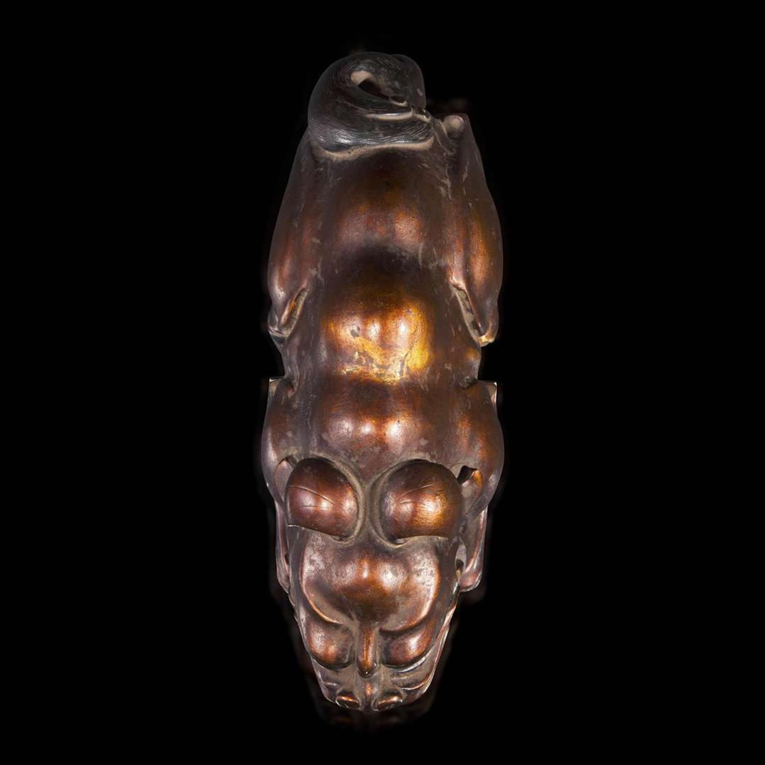 An unusual Chinese gilt-lacquered jade mythical beast 珍罕漆金玉雕瑞兽