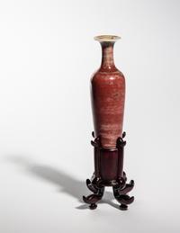 A Chinese Peachbloom Glazed Porcelain Amphora Vase
