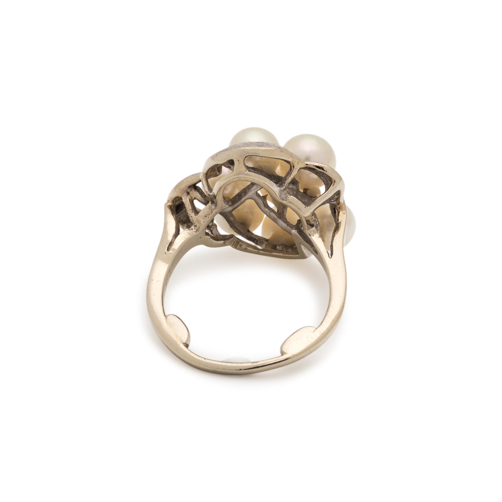 COLLECTION OF CULTURED PEARL JEWELRY