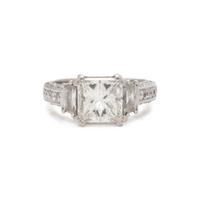 DIAMOND RING