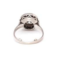 DIAMOND AND SAPPHIRE RING