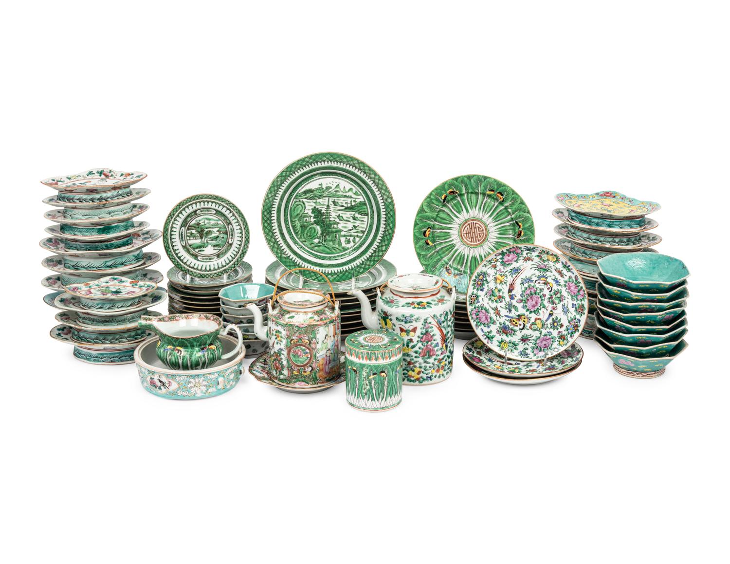 72 Chinese Famille Rose Porcelain Wares