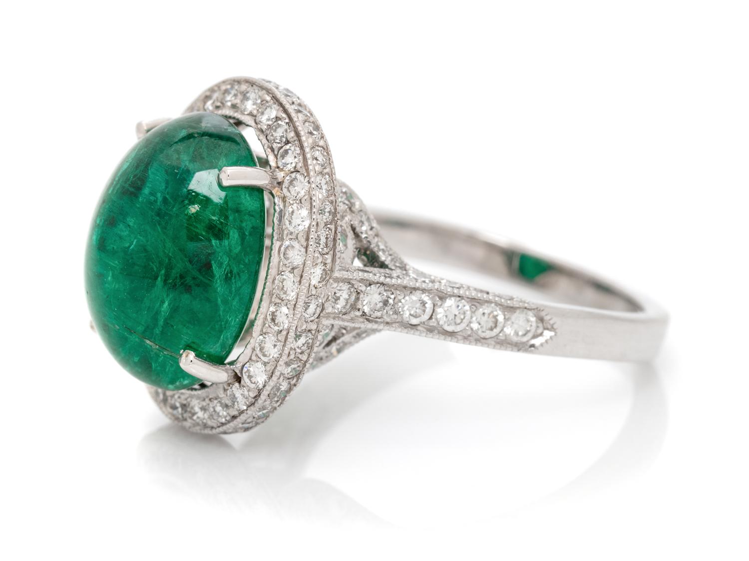 EMERALD AND DIAMOND RING