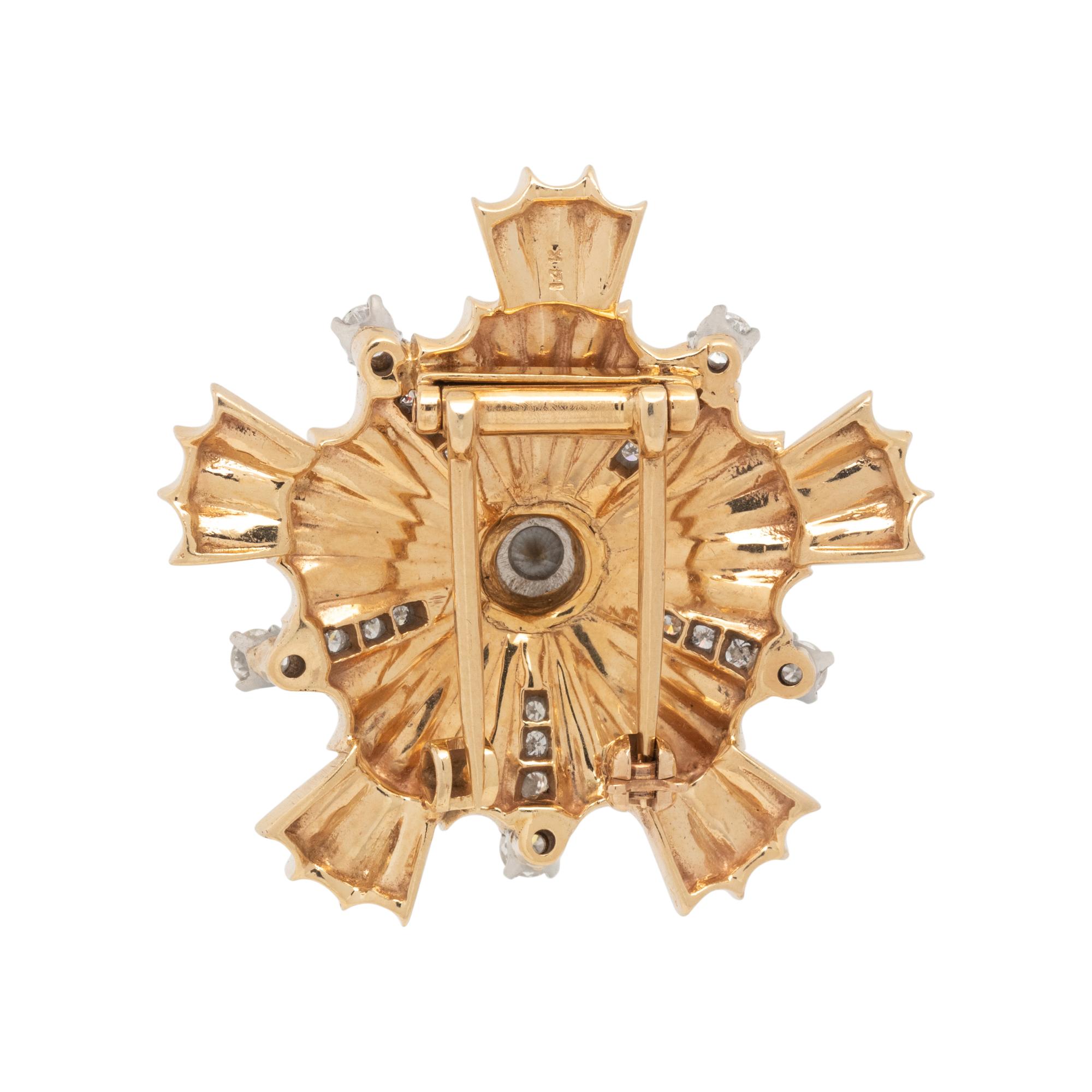 YELLOW GOLD AND DIAMOND BROOCH