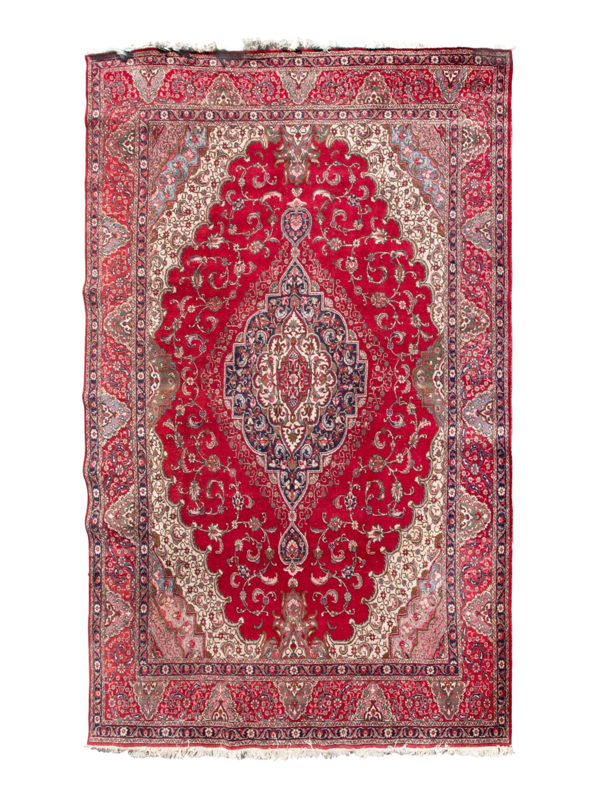 A Persian Design Wool Rug — 20TH CENTURY