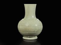 A Chinese Ruyao-style glazed porcelain "Ram's-head" vase 汝瓷三陽開泰瓶