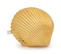 An 18 Karat Yellow Gold and Diamond Shell Brooch,