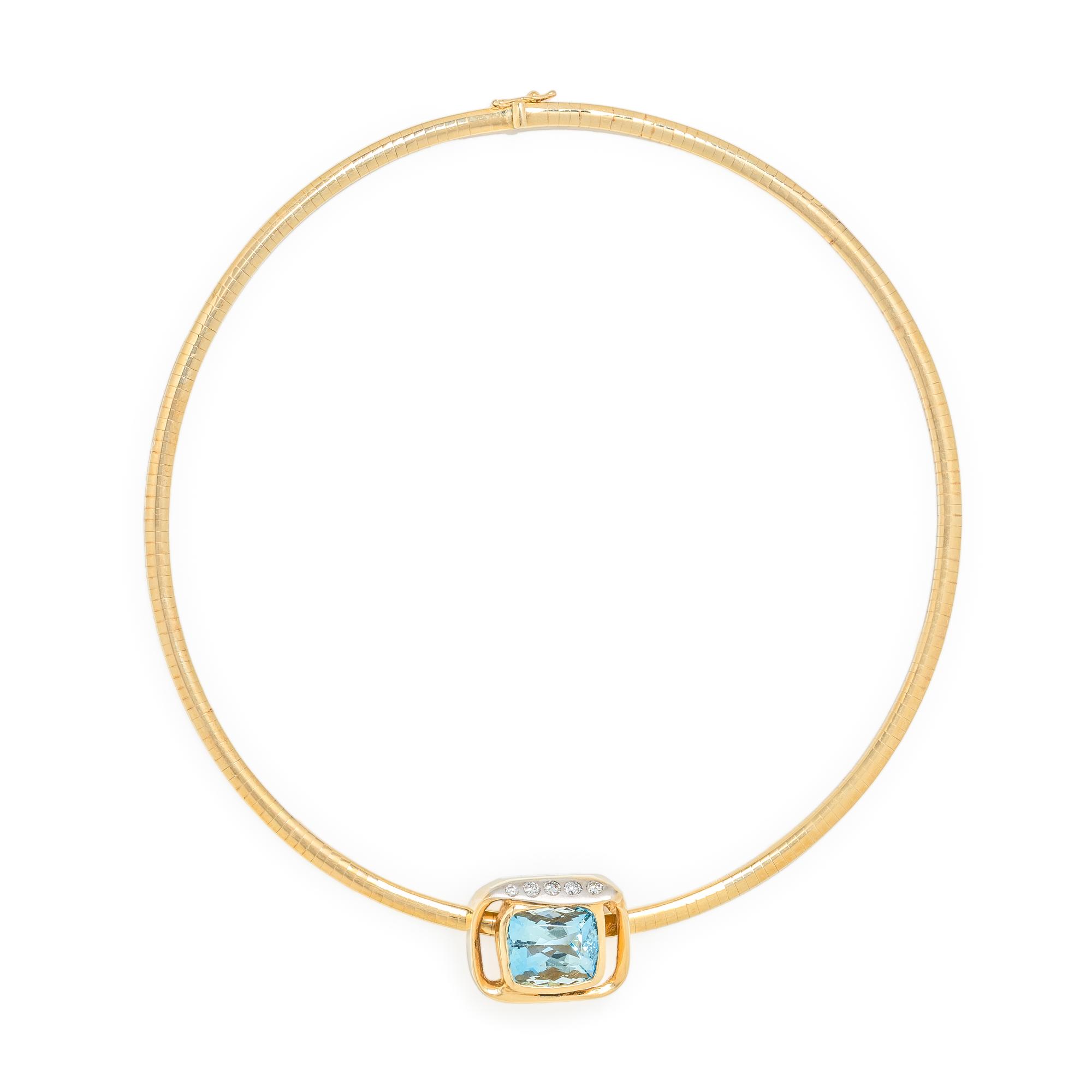 AQUAMARINE AND DIAMOND PENDANT AND YELLOW GOLD OMEGA CHAIN