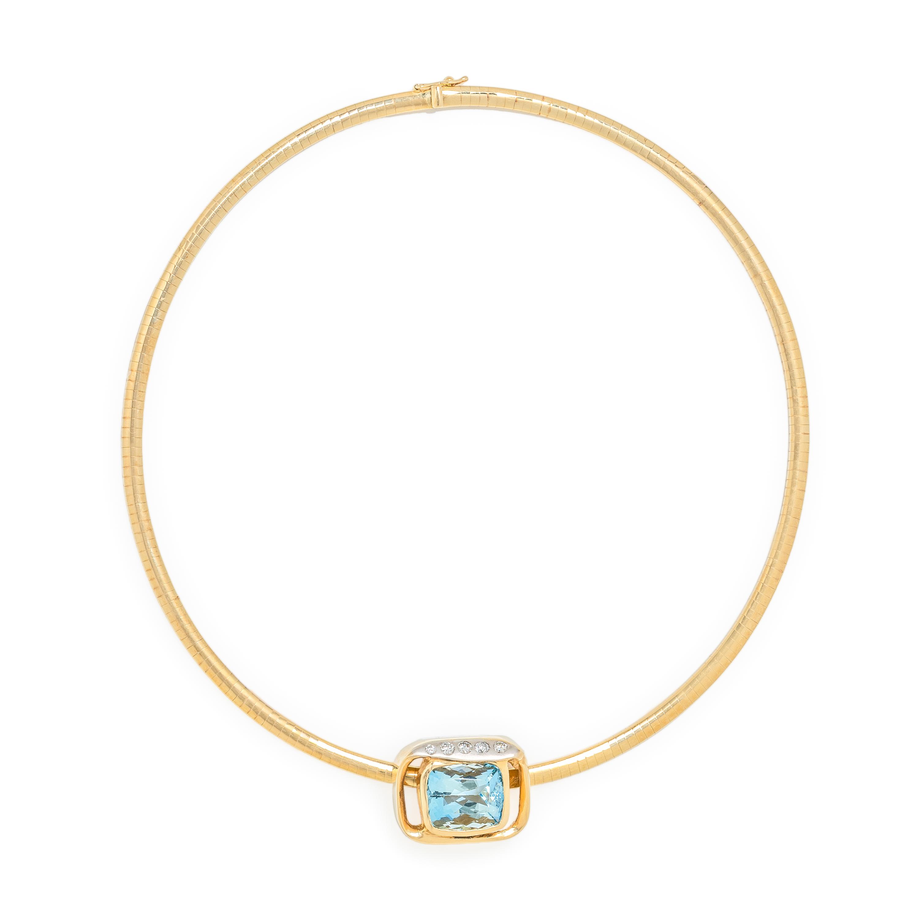 AQUAMARINE AND DIAMOND PENDANT AND YELLOW GOLD OMEGA CHAIN