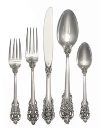 An American Silver Flatware Service, R. Wallace & Sons Mfg. Co., Wallingford, CT, 20th Century, Grand Baroque pattern, comprising: 13 d