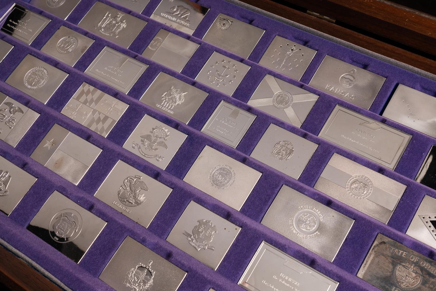 [PRIVATE ISSUE] A Franklin Mint Sterling Silver 50-State Flag Medallion Set