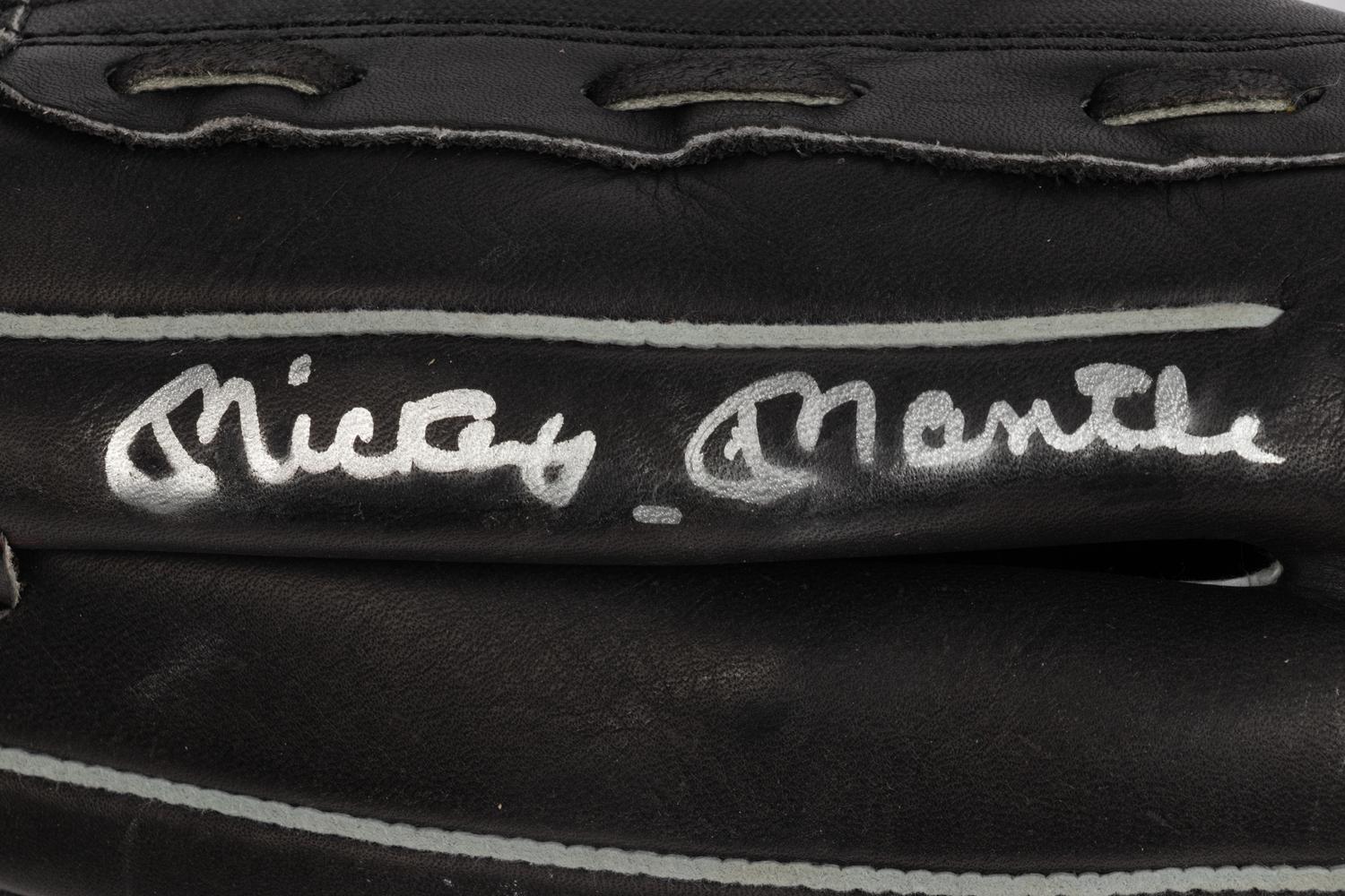 An Uncommon Mickey Mantle Signed Autograph Rawlings Baseball Glove (Beckett Authentication Services)