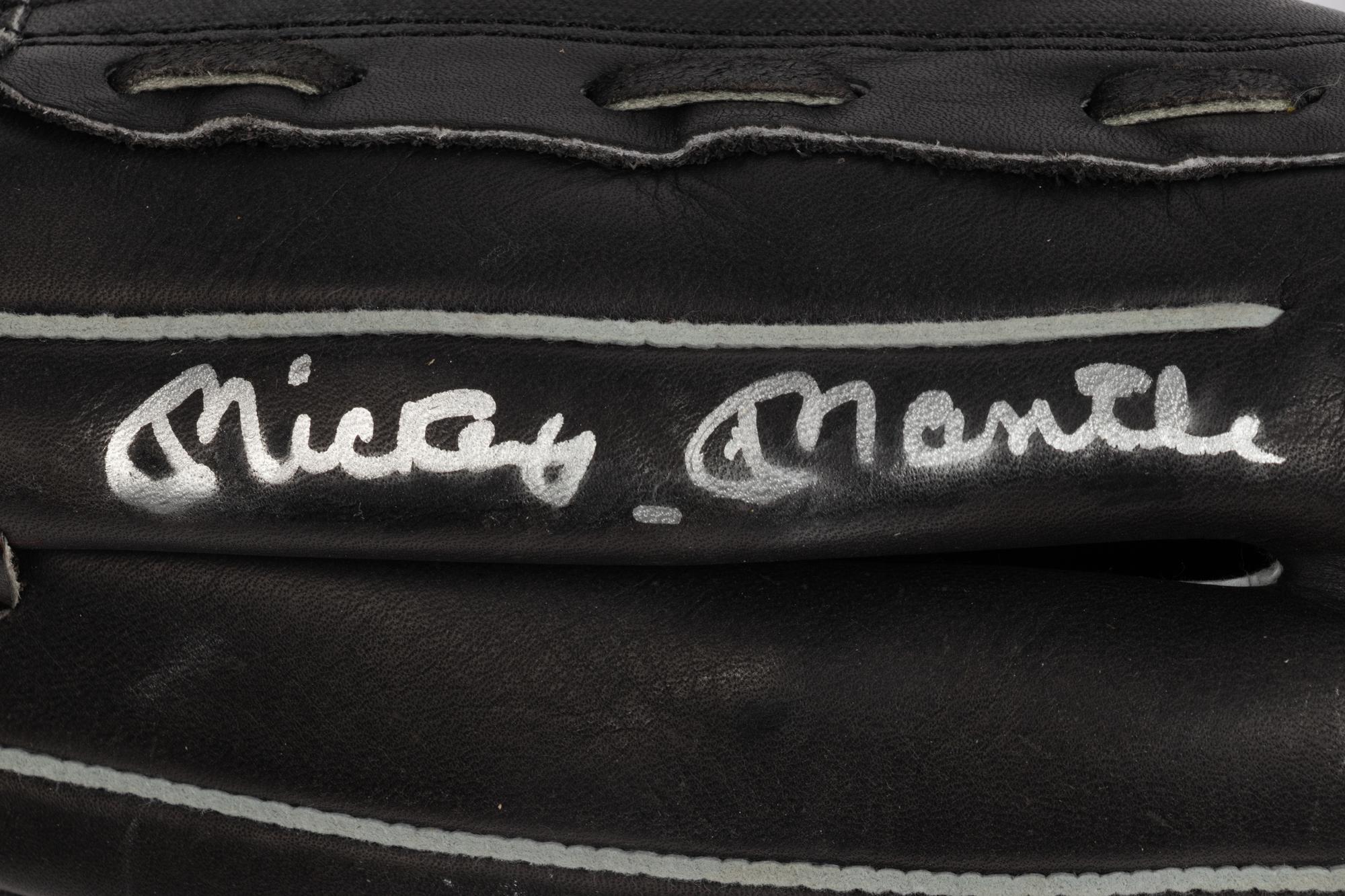 An Uncommon Mickey Mantle Signed Autograph Rawlings Baseball Glove (Beckett Authentication Services)