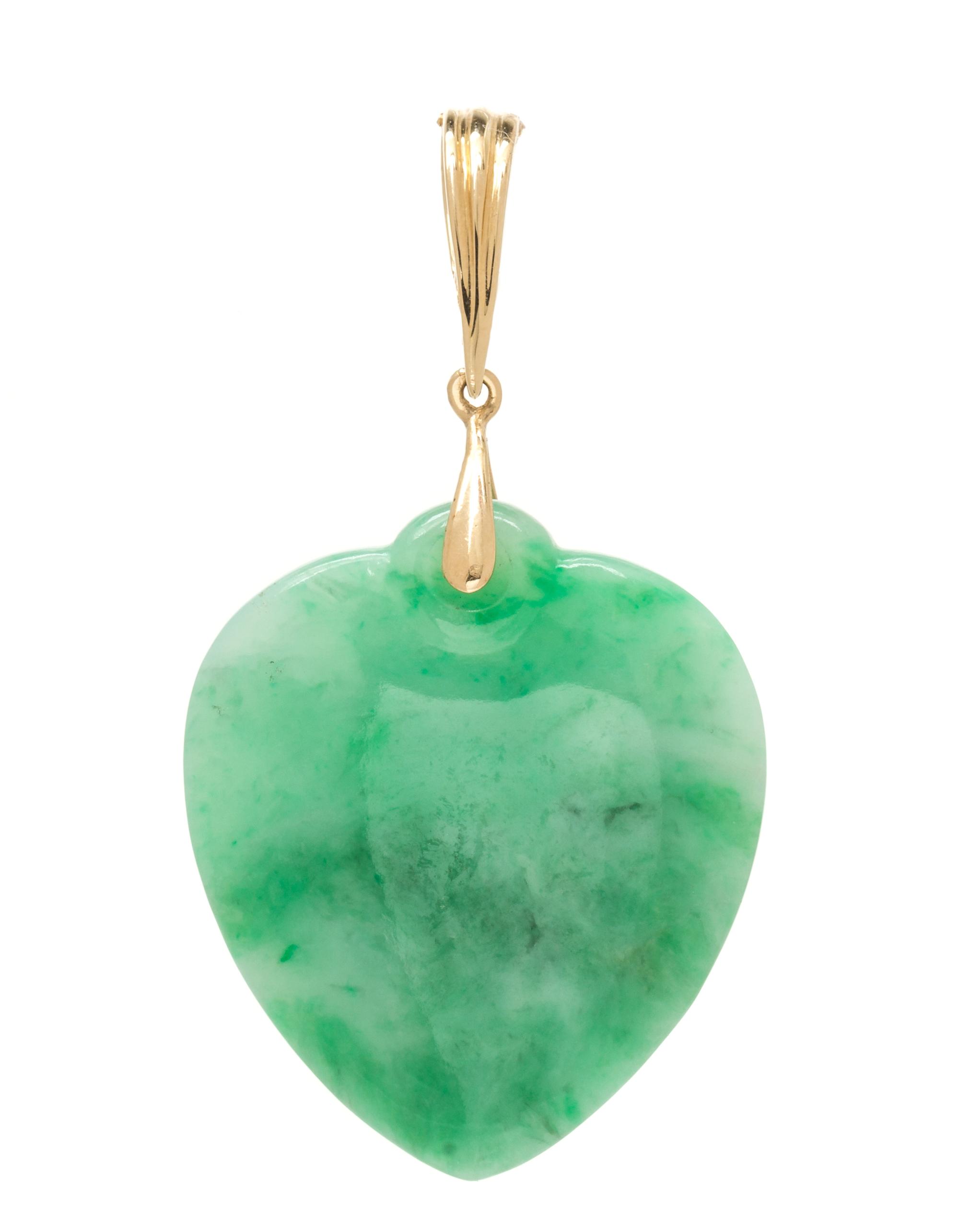 A 14 Karat Yellow Gold and Jadeite Jade Heart Pendant, 6.80 dwts.