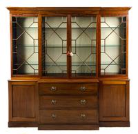 A George III Style Mahogany Breakfront Bookcase Height 85 1/2 x width 86 1/2 x depth 20 inches. — 20TH CENTURY
