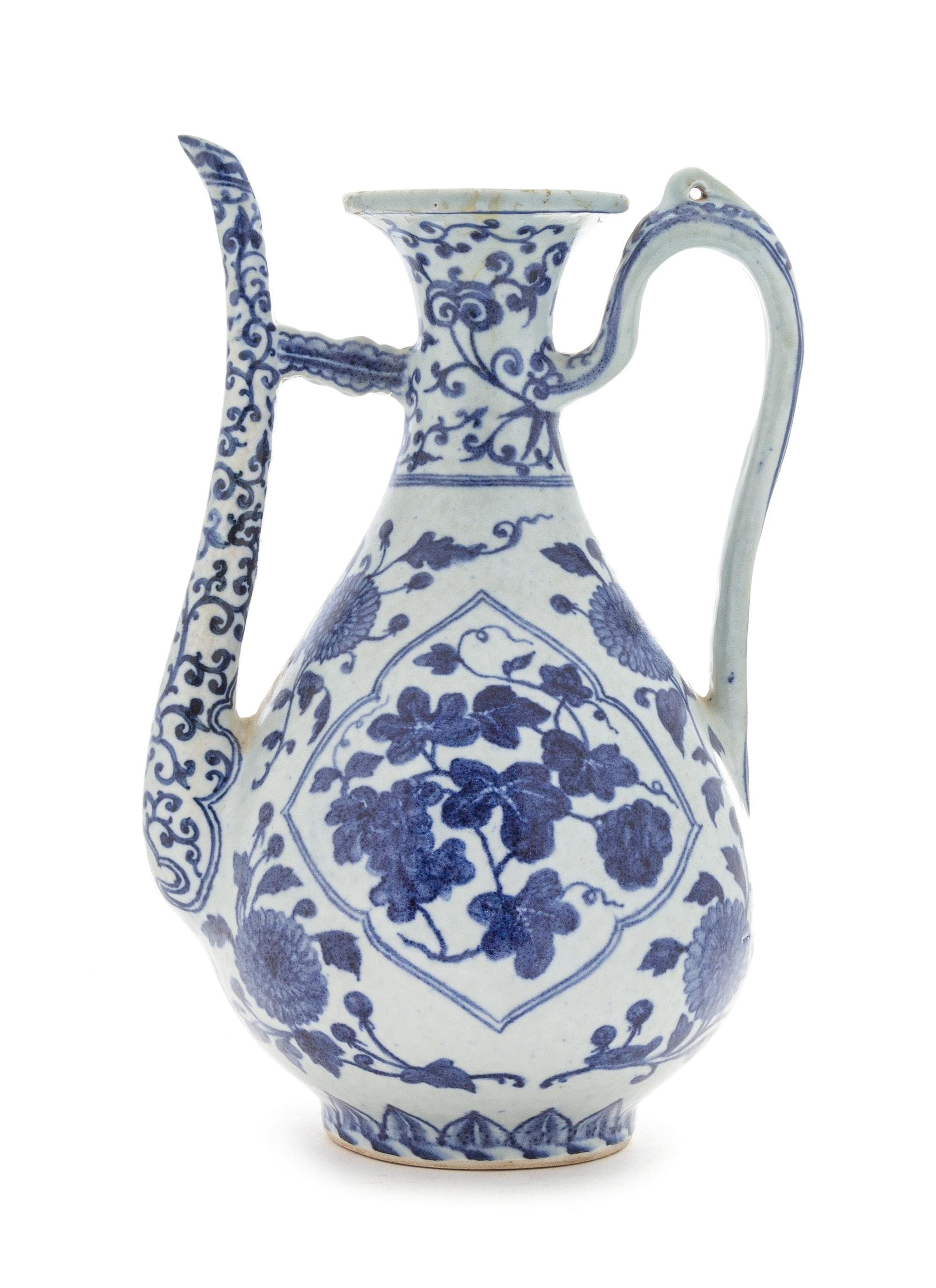 A Blue and White Porcelain Ewer — 20TH CENTURY