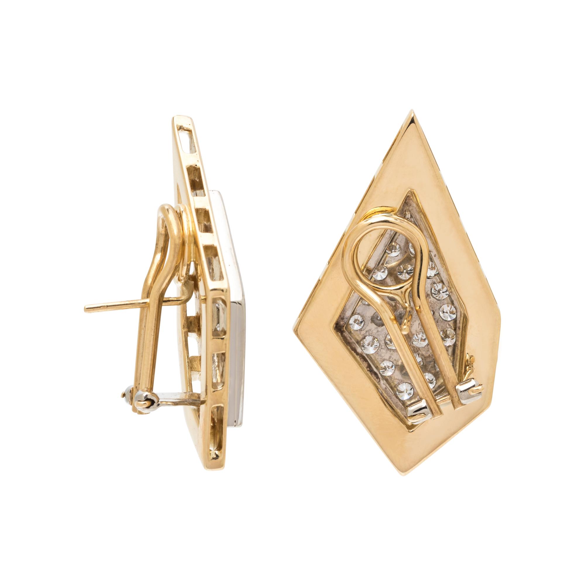 YELLOW GOLD AND DIAMOND EARCLIPS