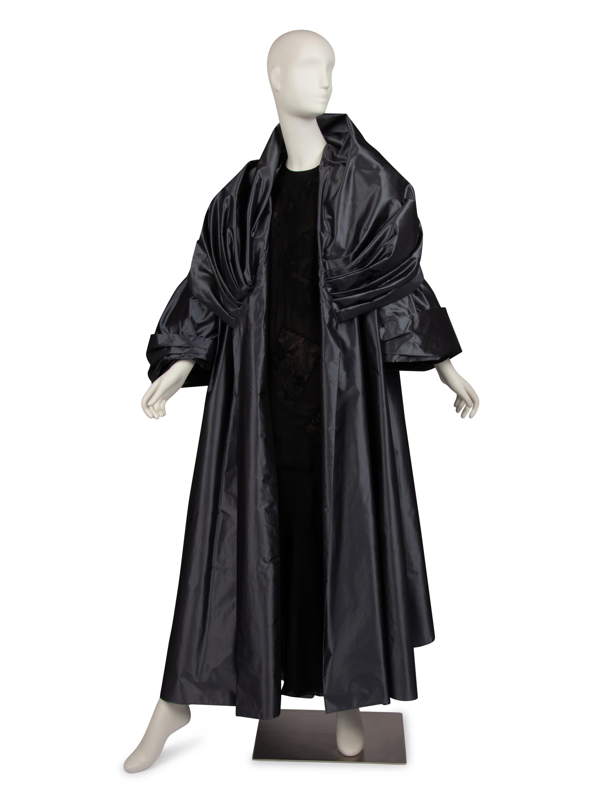 Christian Dior Haute Couture Silver Taffeta Coat, Autumn/Winter 1988-89