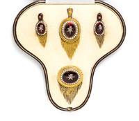 A Victorian Yellow Gold, Garnet, Pearl and Diamond Demi Parure, 45.70 dwts.