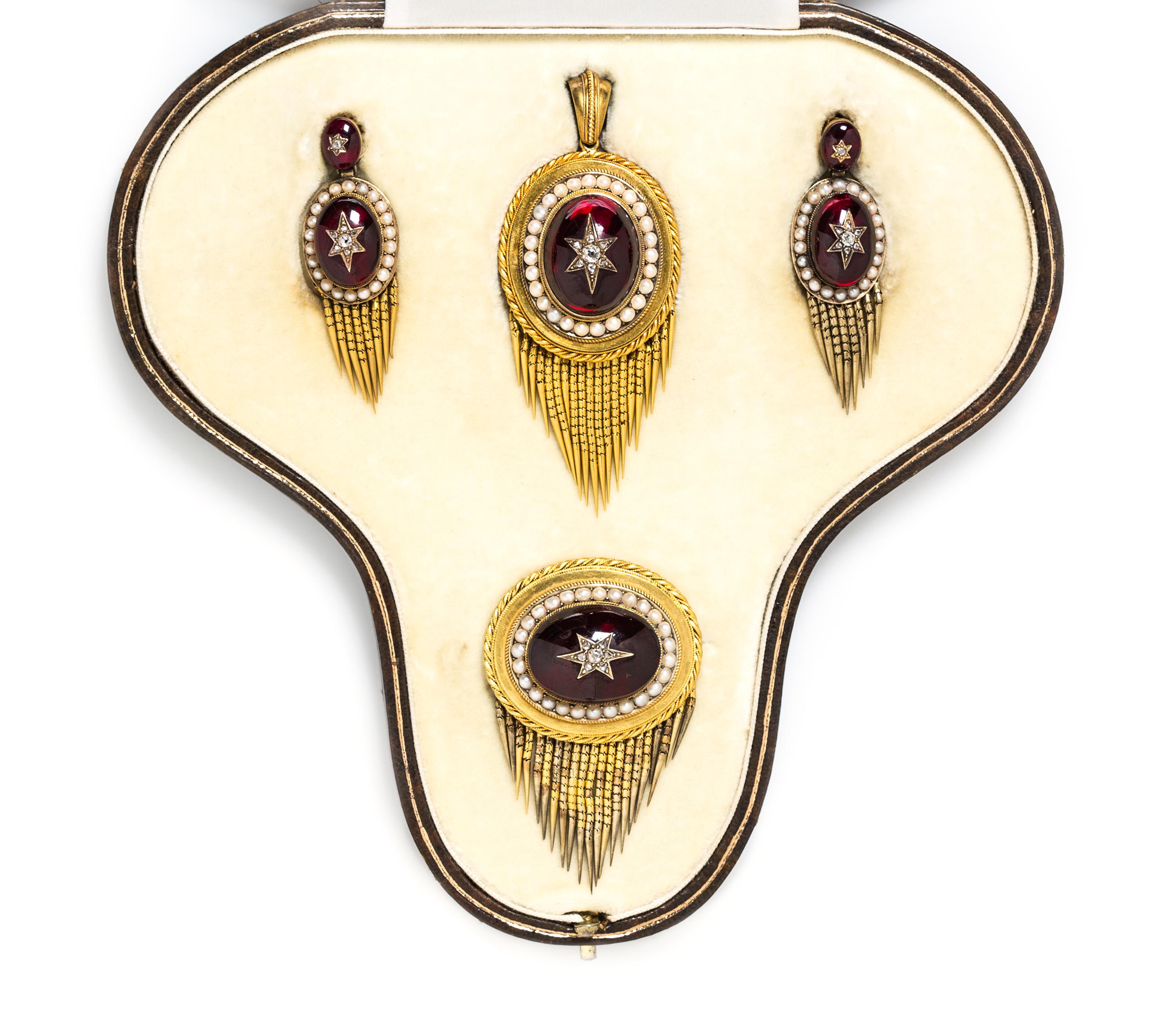 A Victorian Yellow Gold, Garnet, Pearl and Diamond Demi Parure, 45.70 dwts.
