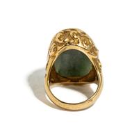 YELLOW GOLD AND CARVED JADE RING