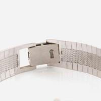 A Ladies 14K White Gold Baume & Mercier Watch 17 Jewels