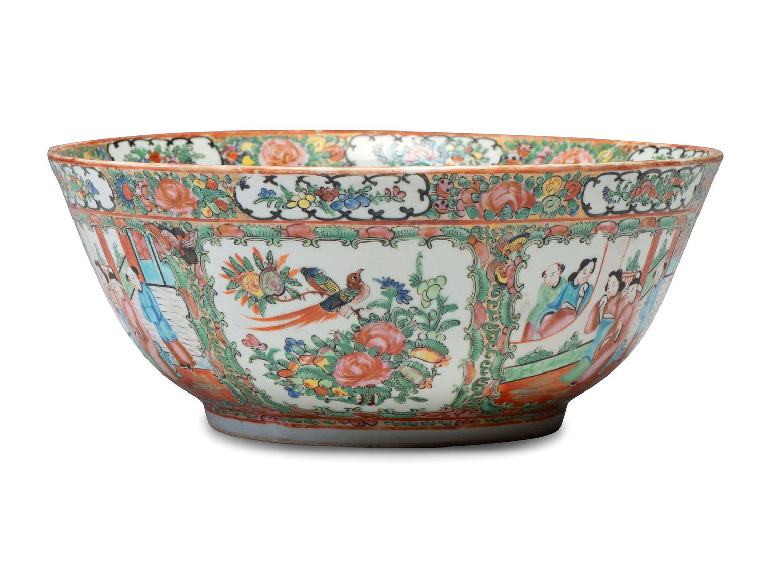 A Rose Medallion Center Bowl and Stand