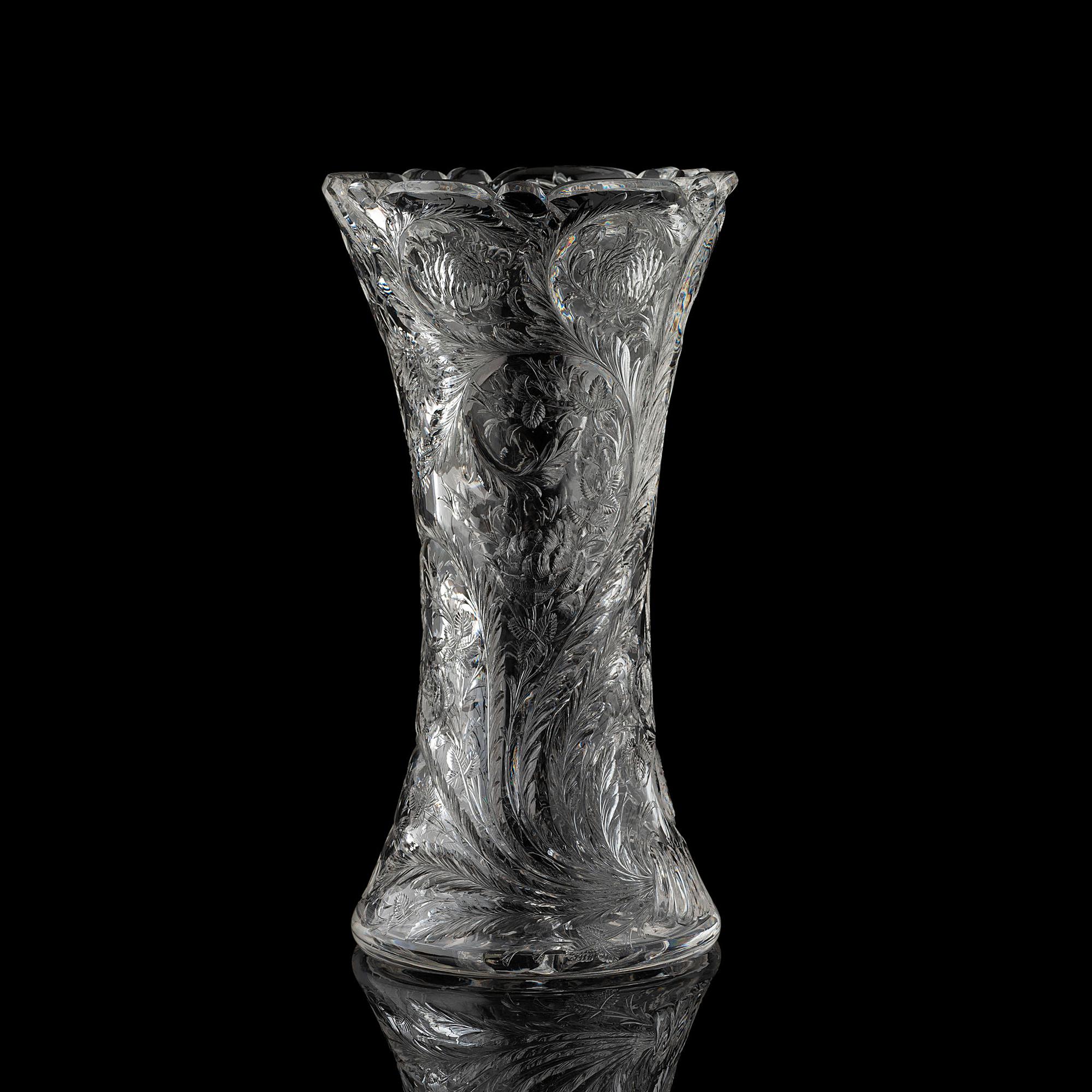 An Intaglio-Cut Copper Wheel-Polished Glass Vase