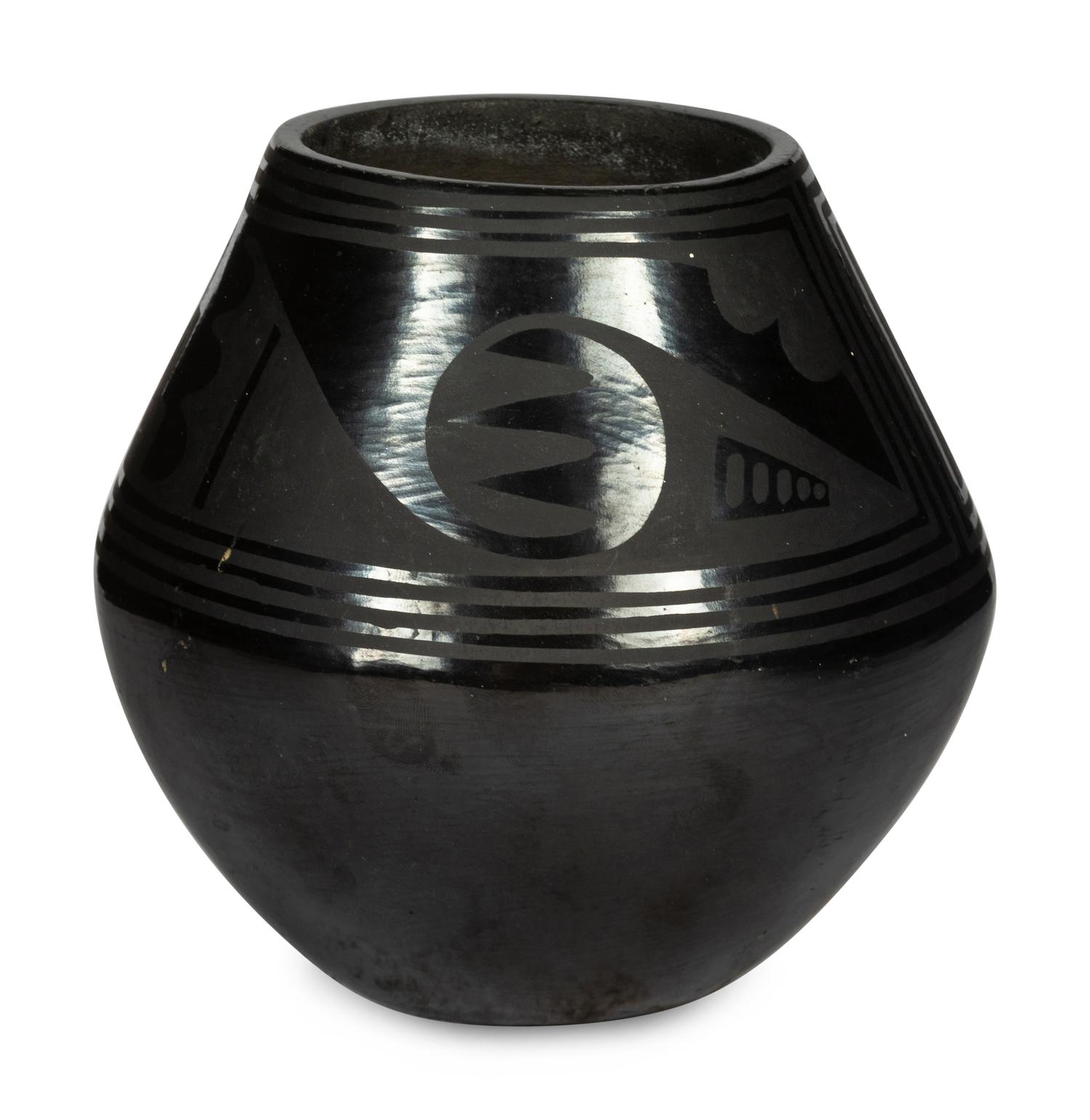 Blackware Pottery Jar, 1923-1925