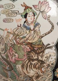 A Chinese Enameled Porcelain Jardinière