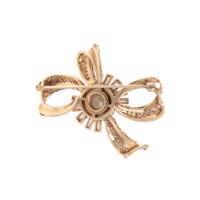 YELLOW GOLD AND DIAMOND BROOCH